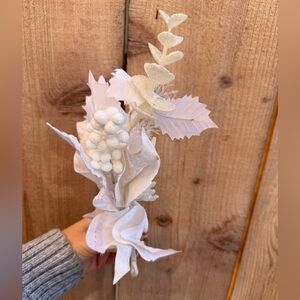 New White Floral Arrangement mistletoe holiday clip on decor wire wrap flowers